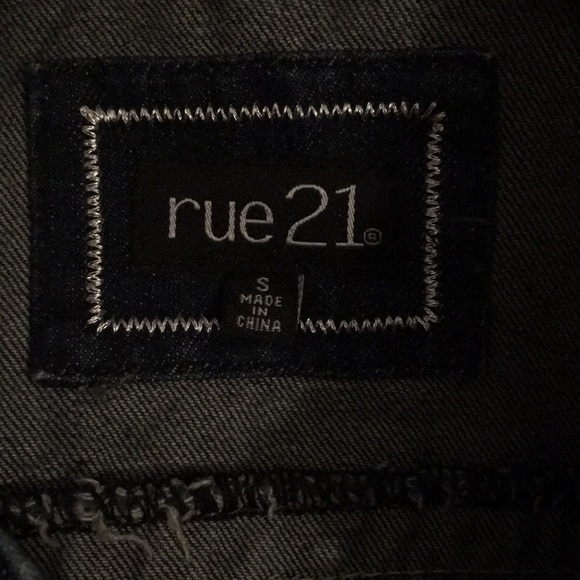 Sale🤩🥳Rue 21 jean jacket - Picture 2 of 4